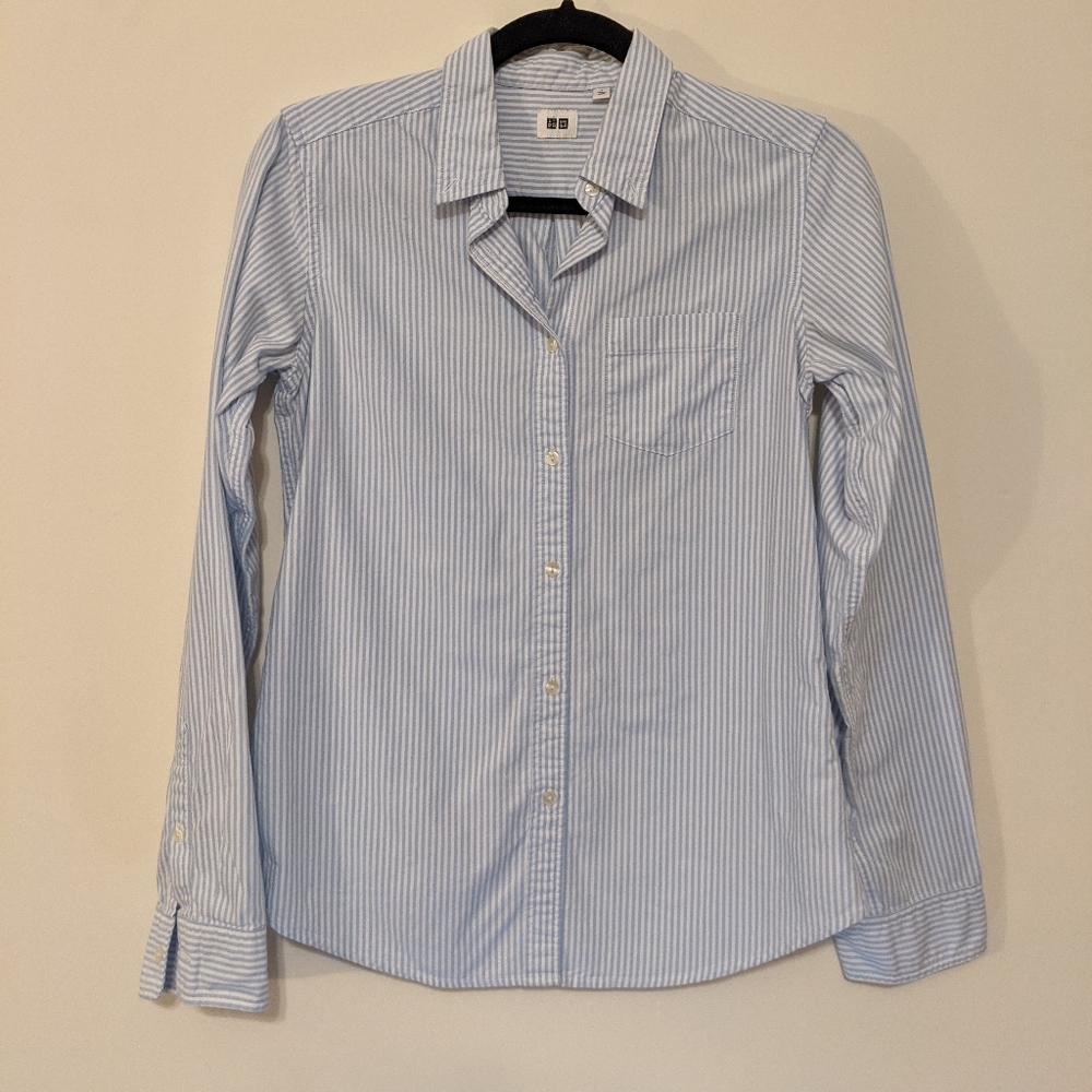 Uniqlo Blue Striped Button Down